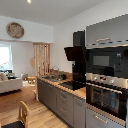 Un Logement Cosy Proche Des Ports Holiday home *