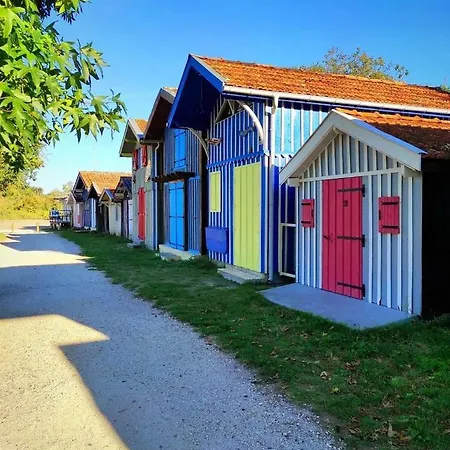 Holiday home Un Logement Cosy Proche Des Ports